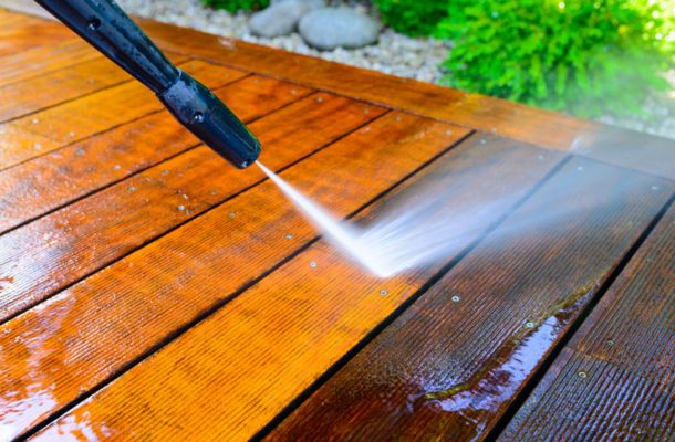 Deck Cleaning in Rochester Hills Michigan