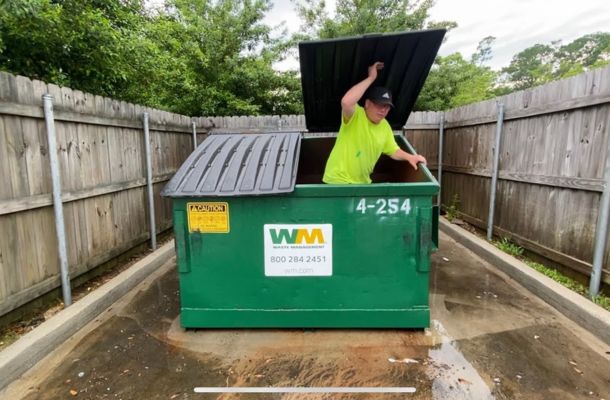 Dumpster Pads Cleaning in Rochester Hills Michigan